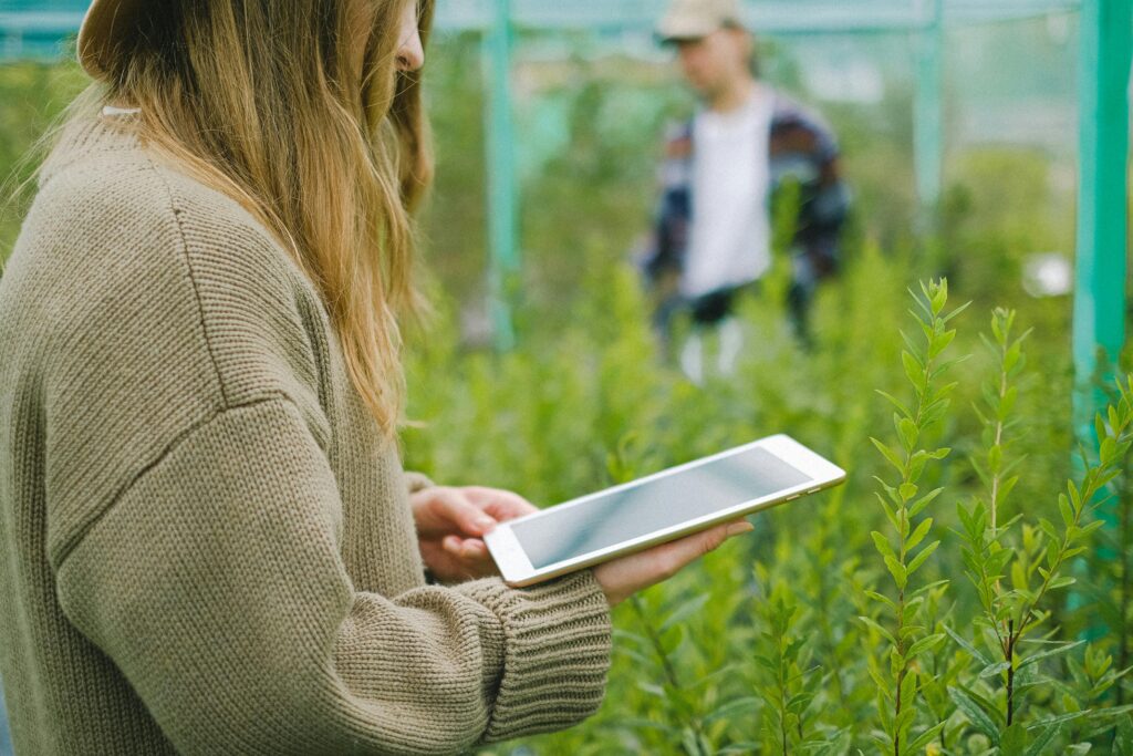 Smart Gardening: Let Your Plants Do the Talking.