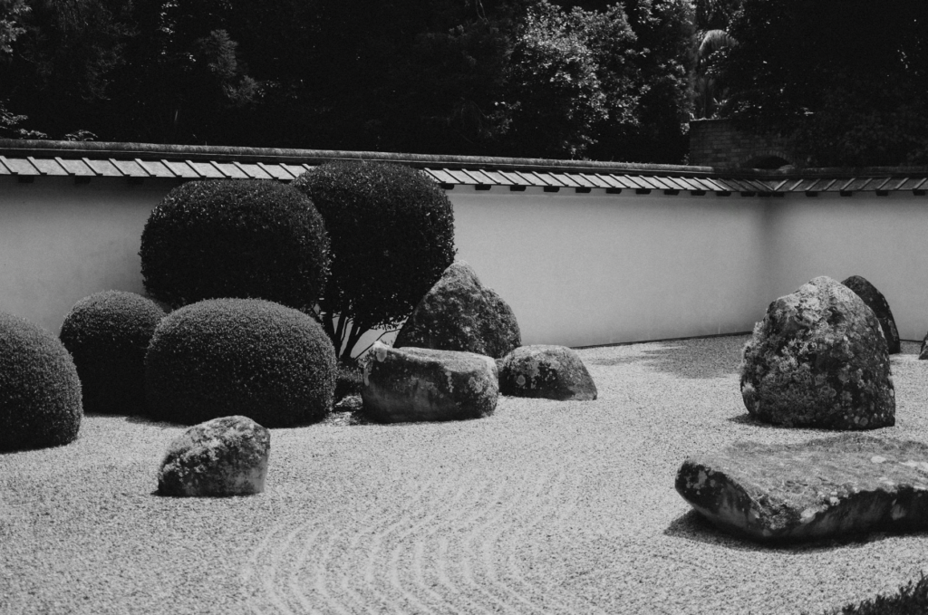 Asymmetric Stone Arrangements and Rock Formations